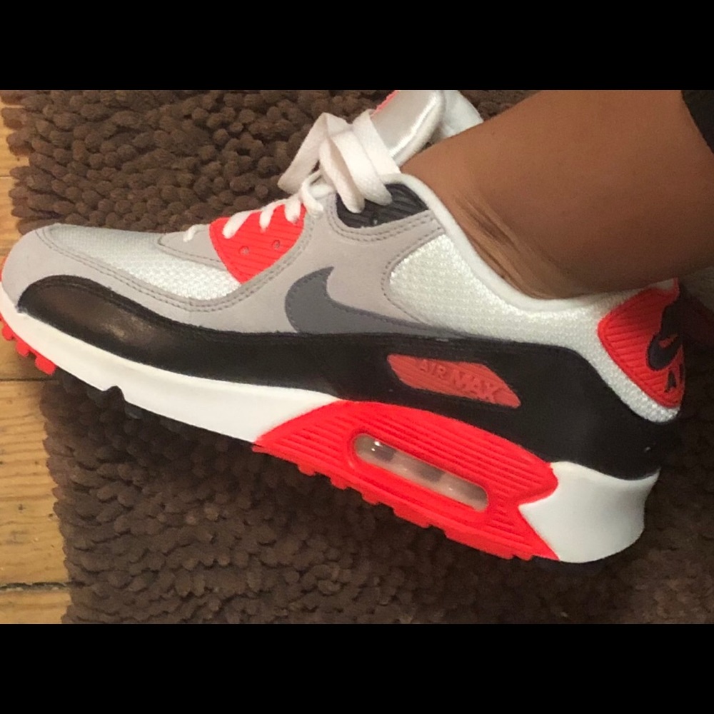 Nike Air Max 90 - Brand New! - Picture 3 of 4